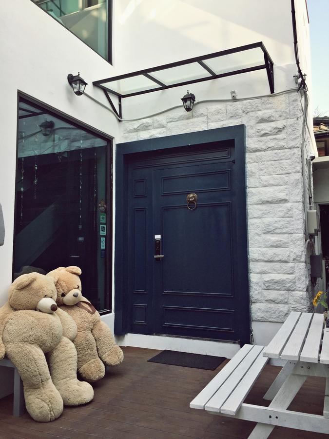 Whitetail Guesthouse Сеул Экстерьер фото